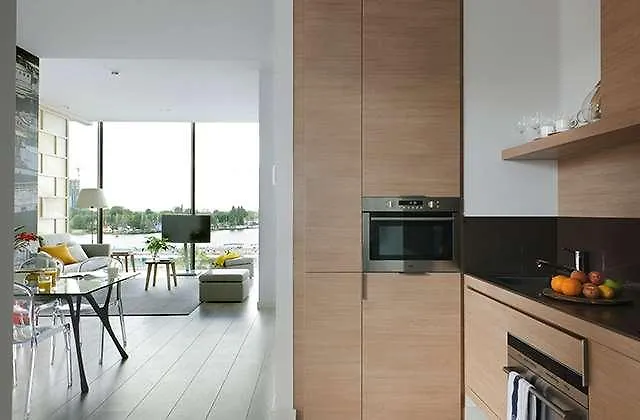 Eric Voekel Boutique Apartments - Hamburg Suites Apart Otel